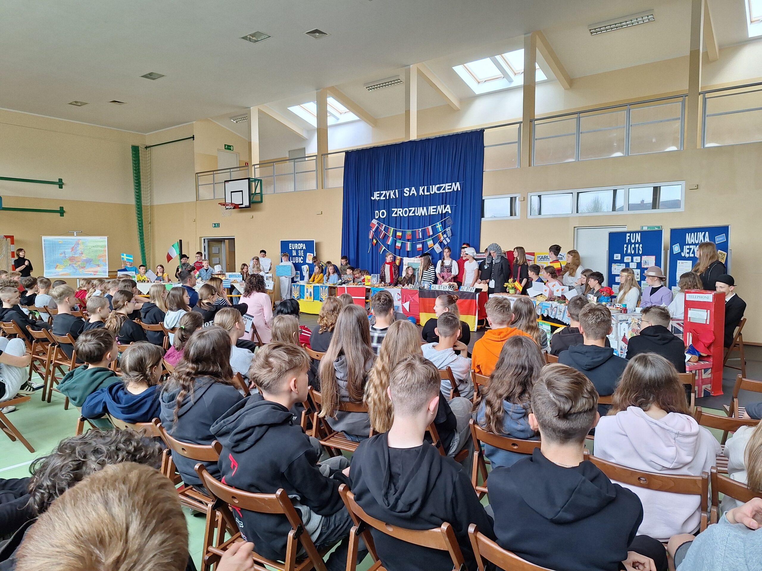 „Języki są kluczem do wzajemnego zrozumienia”